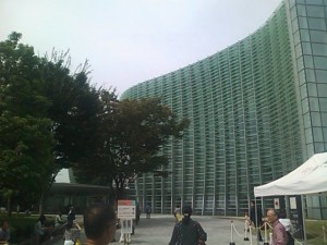 5824224_2105371886_230large